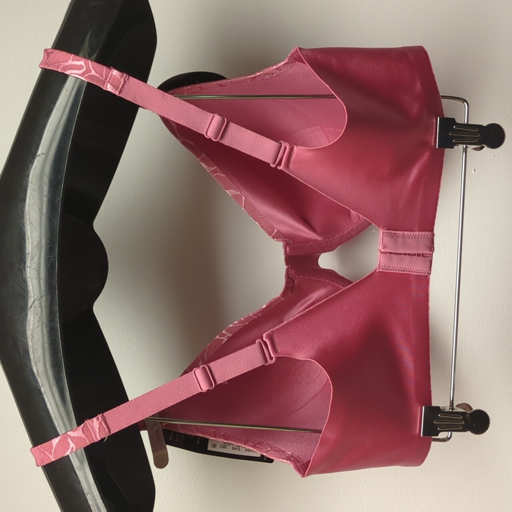 36D Bali Beauty Lift Invisible Support Underwire Bra Pink NWT - Picture 3 of 8